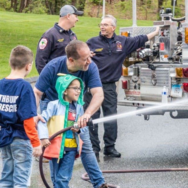 Southbury First Selectman's Report: Public Safety Day on Sunday, Grants & More!