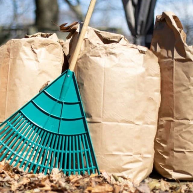 Town of Westport Annual Curbside Leaf Collection